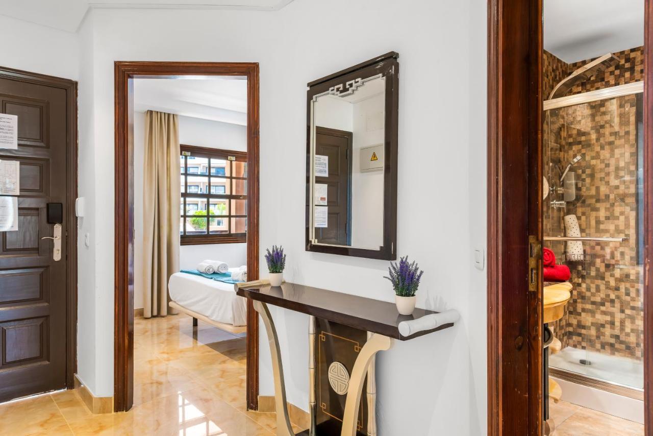 241 Royal Park Albatros Con Terraza Apartment San Miguel de Abona Luaran gambar